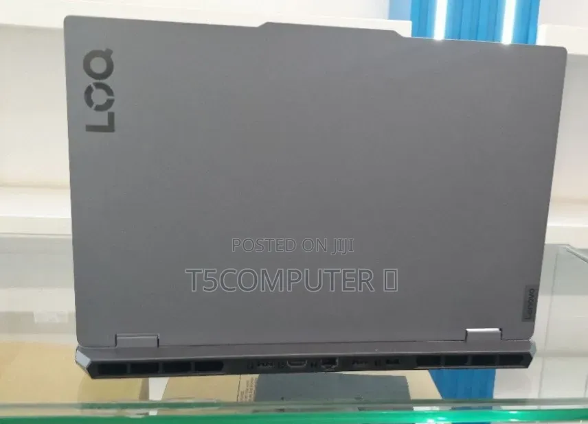 New Laptop Lenovo LOQ 15ARP9 12GB Intel Core i5 SSD 512GB