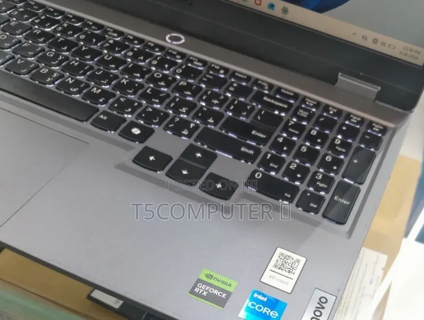 New Laptop Lenovo LOQ 15ARP9 12GB Intel Core i5 SSD 512GB