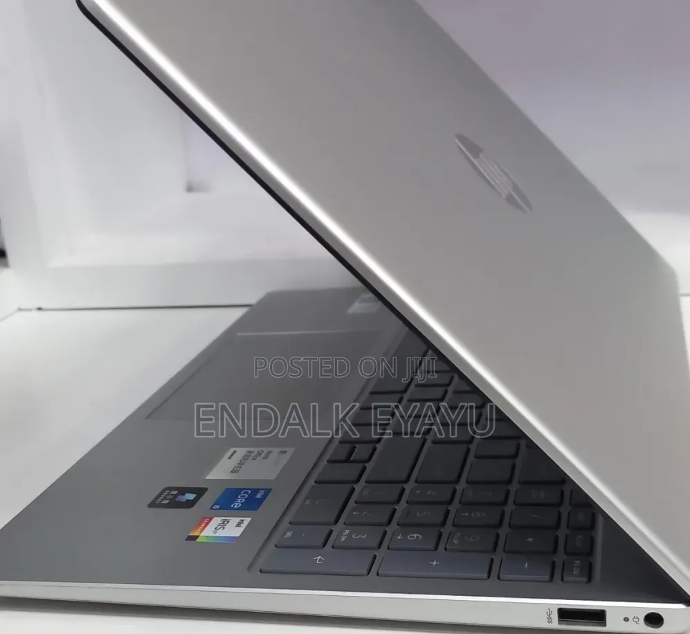 New Laptop HP Stream Notebook 16GB Intel Core i5 SSD 1T