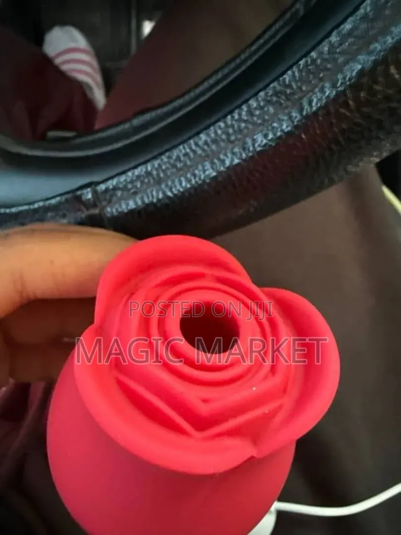 High Quality ሮዝ ቅርፅ Rose Vibrating Dildo for Women