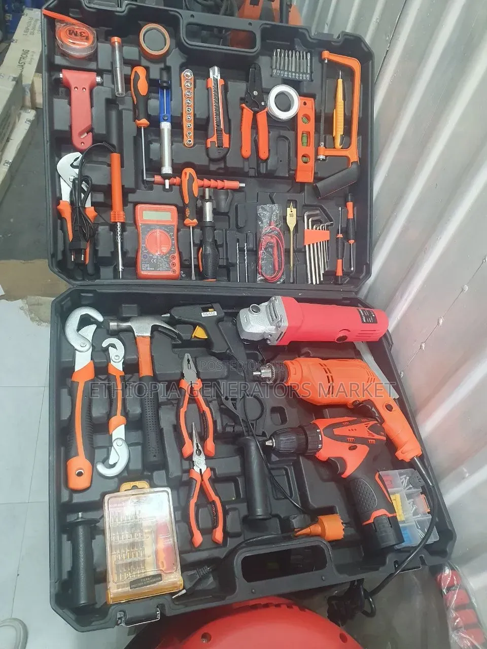 Tool Box ሁሉንም በአንድ ላይ የያዘ