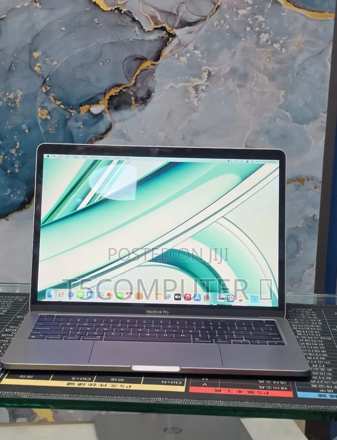 New Laptop Apple MacBook Air 2022 M2 8GB Apple M2 SSD 256GB