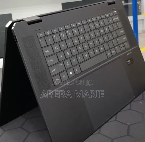 New Laptop HP Spectre X360 16GB Intel Core Ultra 7 SSD 1T