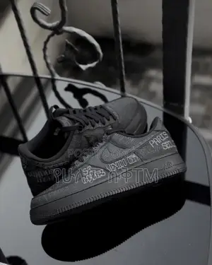 Nike Air Force 1 Low ‘07 ‘’on Tour’’ ‘Triple Black’ Men’s Shoes