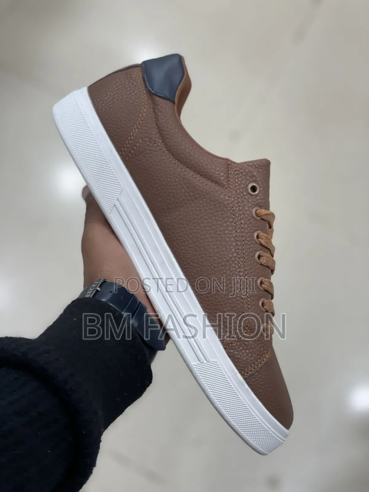 Lacoste Brown Textured Leather Casual Sneaker With a White Rubber Sole