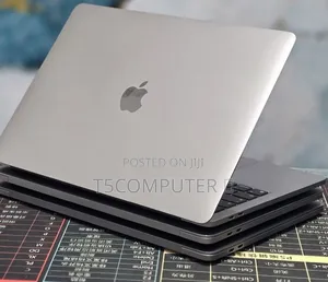 New Laptop Apple MacBook Pro 2020 8GB Apple M1 SSD 512GB