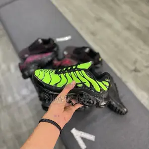 Nike Air Max TN Plus ‘Cameleón’ “Vibrant Green’ Men’s Shoes