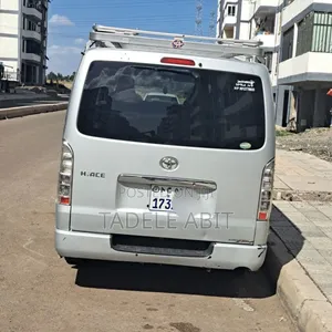 Toyota HiAce 2007 Grey