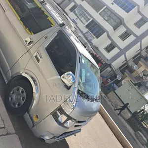 Toyota HiAce 2007 Grey