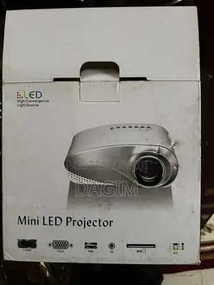 RD-802 Mini LED Projector | HDMI VGA USB SD AV | Portable Home Cinema