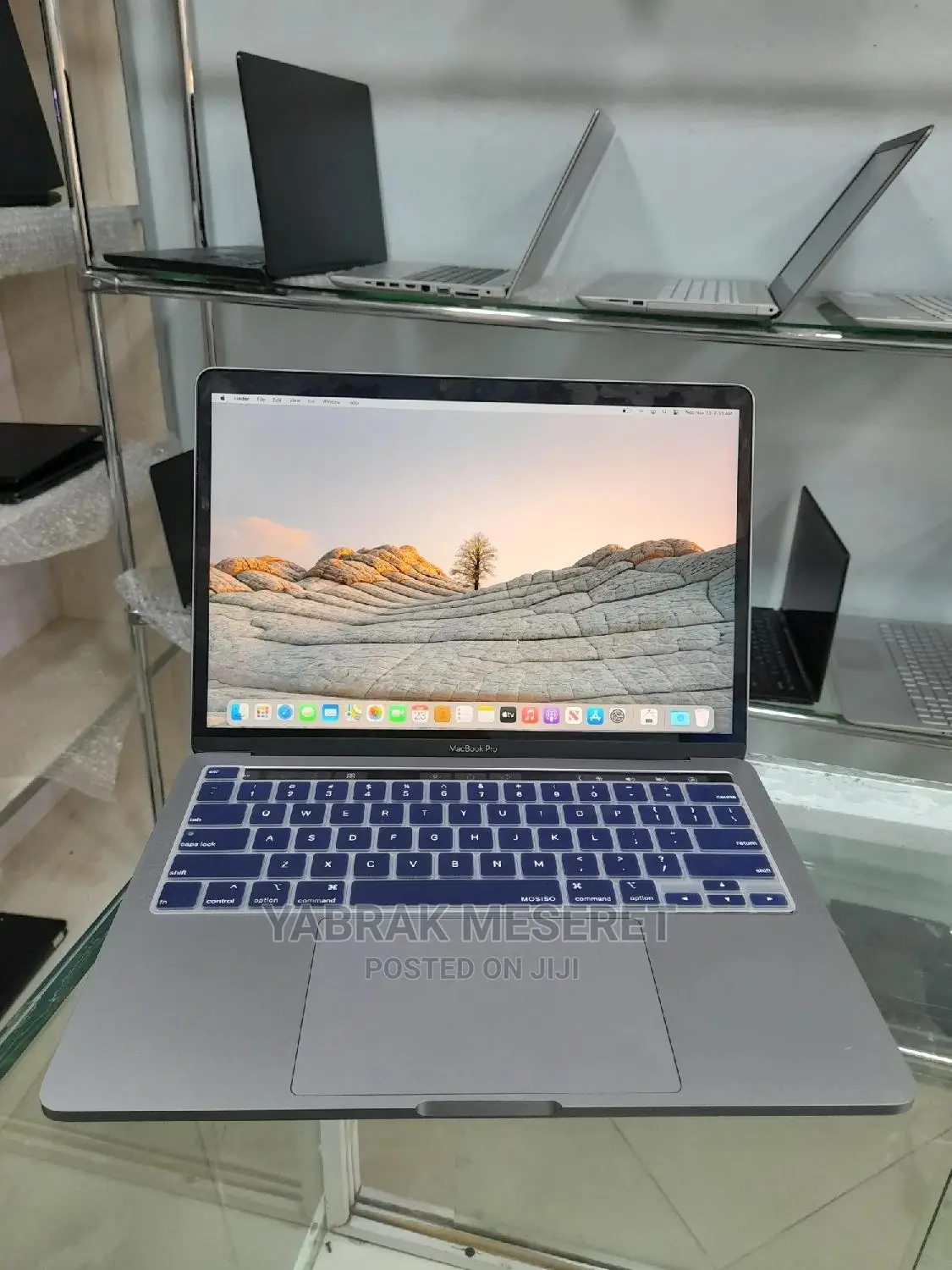 Laptop Apple MacBook 2019 8GB Intel Core I5 SSD 256GB