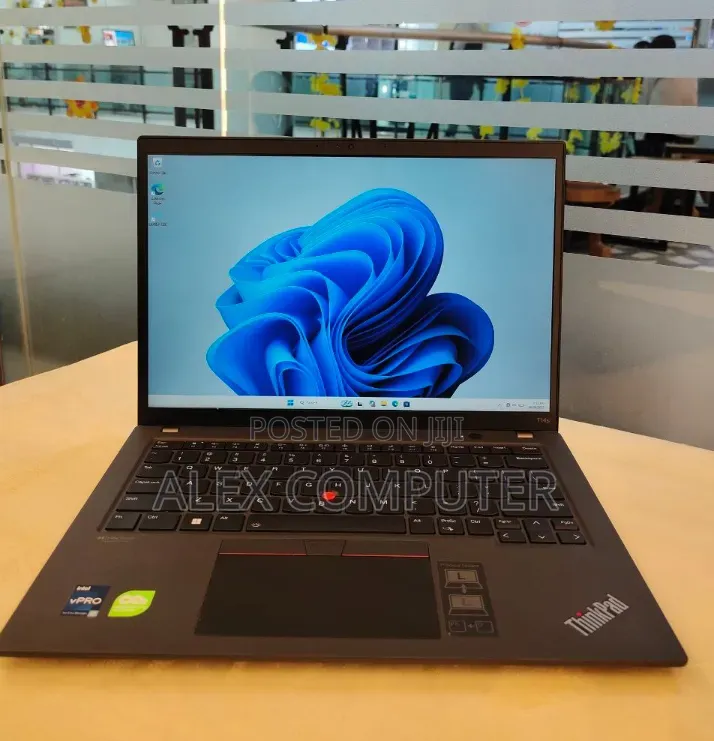 New Laptop Lenovo ThinkPad T14 G3 32GB Intel Core i7 SSD 512GB