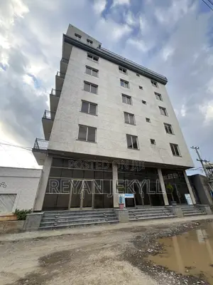 20bdrm Block of Flats in Bole for sale