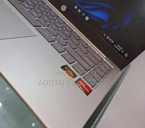 New Laptop HP Stream Notebook 8GB Intel Core i5 SSD 512GB