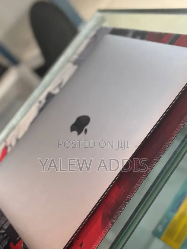 New Laptop Apple MacBook Air 2018 8GB Intel Core i5 SSD 128GB