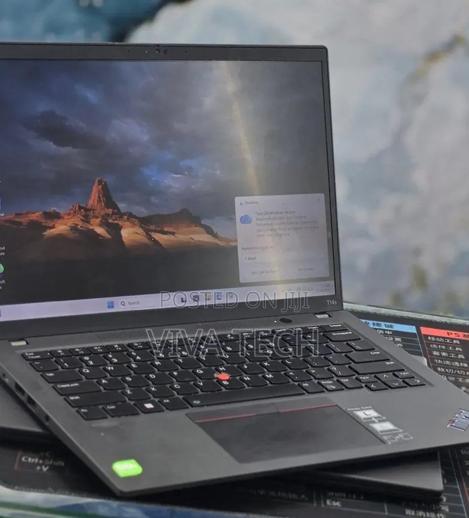 New Laptop Lenovo ThinkPad T14 32GB Intel Core i7 SSD 512GB