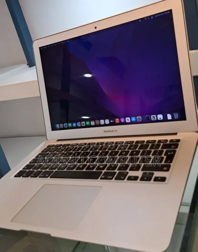 New Laptop Apple MacBook Air 2017 8GB Intel Core i5 SSD 256GB