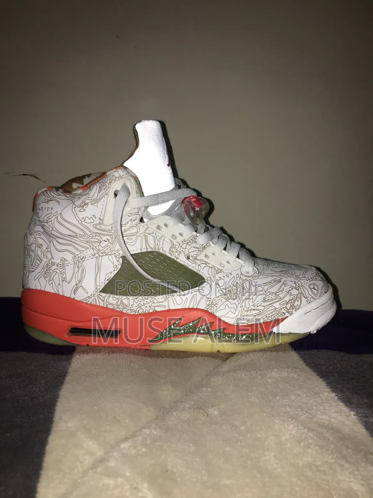 Jordan 5 Retro Laser