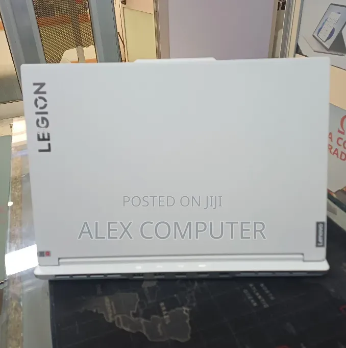 New Laptop Lenovo 16GB Intel Core i9 SSD 1T