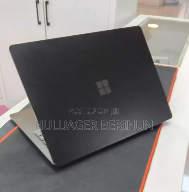 New Laptop Microsoft Surface Laptop 5 16GB Intel Core i7 SSD 256GB