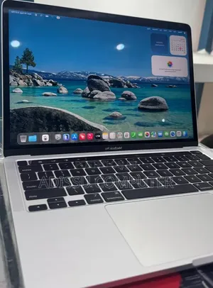 New Laptop Apple MacBook Pro 2020 16GB Apple M1 Pro SSD 1T