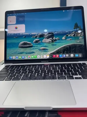 New Laptop Apple MacBook Pro 2020 M1 16GB Apple M1 SSD 1T