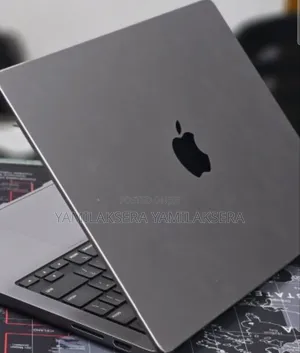 New Laptop Apple MacBook Pro 2024 M3 8GB Apple M3 SSD 512GB