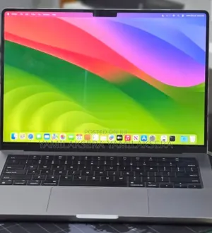 New Laptop Apple MacBook Pro 2024 M3 8GB Apple M3 SSD 512GB