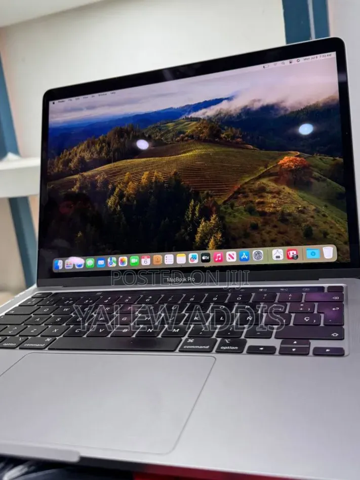 New Laptop Apple MacBook Pro 2020 16GB Apple M1 SSD 512GB