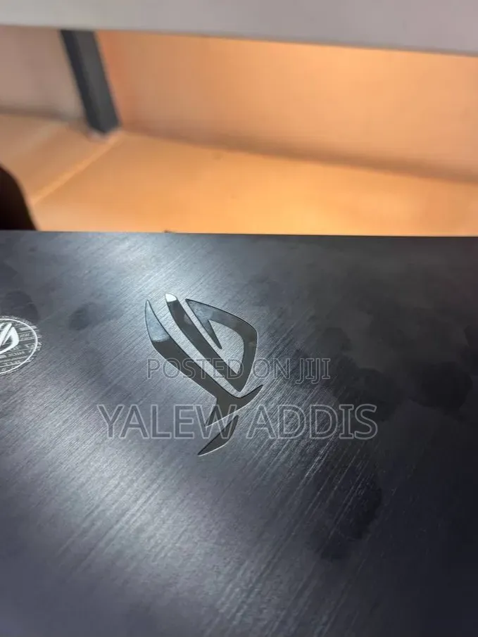 New Laptop Asus ROG Zephyrus G15 16GB AMD Ryzen 9 SSD 512GB