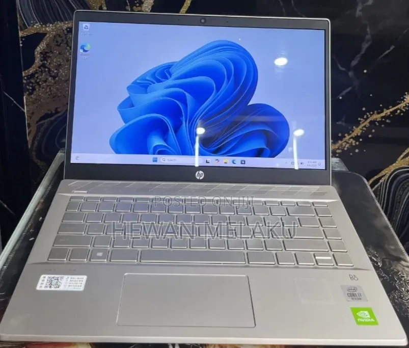 New Laptop HP Pavilion 14 16GB Intel Core i7 SSD 512GB