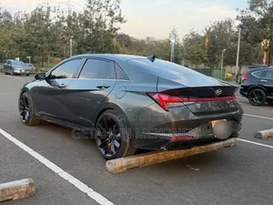 Hyundai Avante 2023 Gray