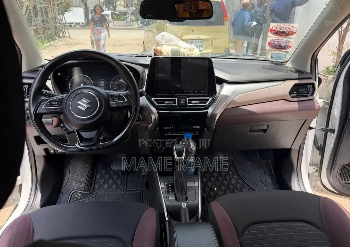 New Suzuki Fronx 2024 White