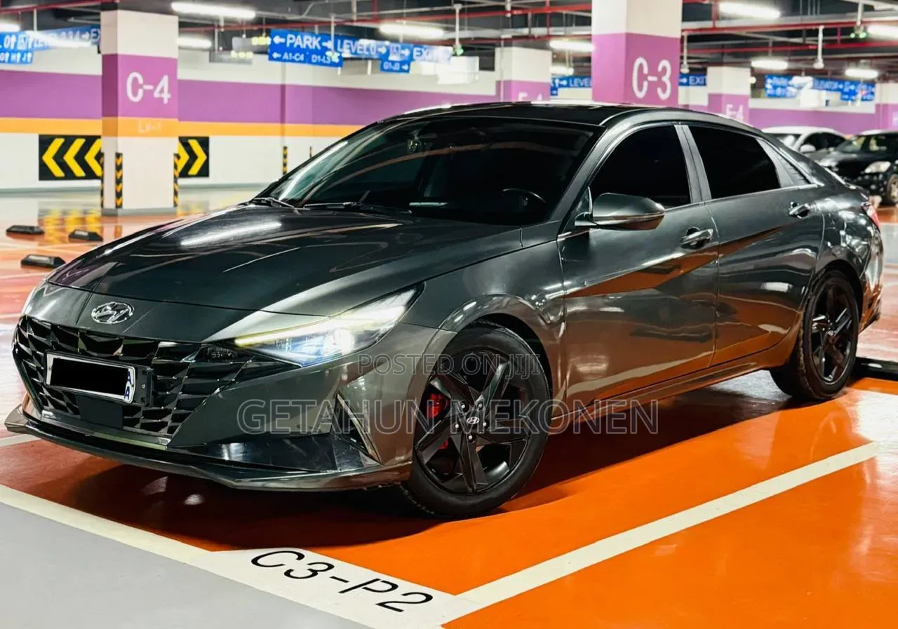 Hyundai Avante 2021 Gray