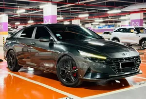 Hyundai Avante 2021 Gray
