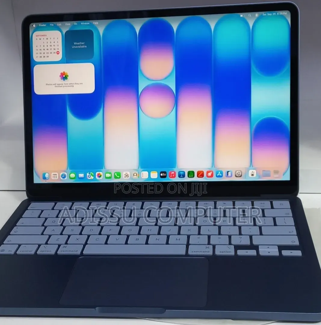 New Laptop Apple MacBook Air 2022 M2 8GB Apple M2 SSD 256GB