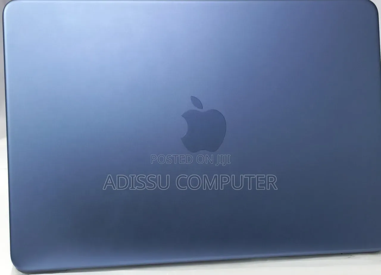 New Laptop Apple MacBook Air 2022 M2 8GB Apple M2 SSD 256GB