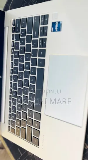 New Laptop HP EliteBook 840 G9 16GB Intel Core i7 SSD 512GB