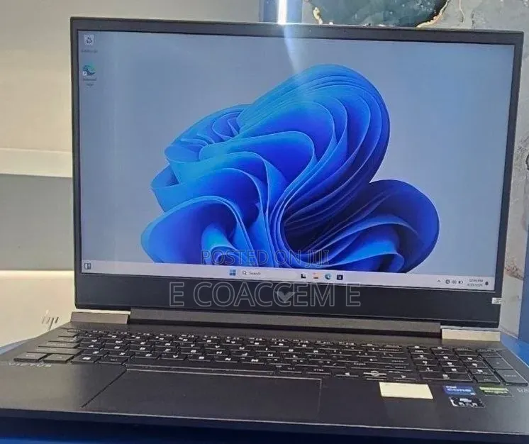 New Laptop HP 16GB Intel Core i5 SSD 512GB