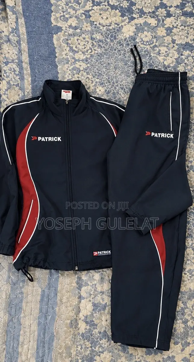 Complete Tracksuit