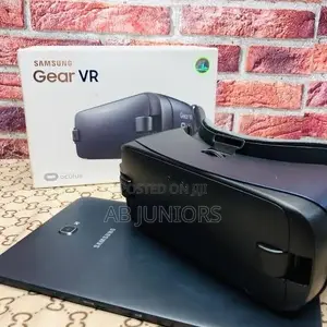 Samsung VR + Gear Remote