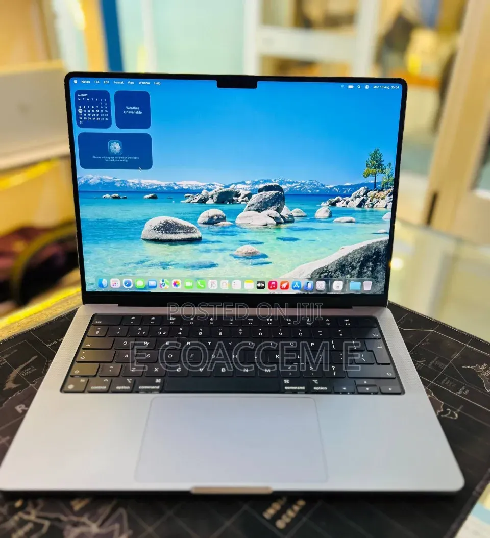 New Laptop Apple MacBook 16GB SSD 512GB