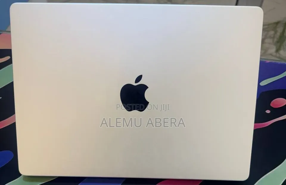 New Laptop Apple MacBook Pro 2021 M1 16GB Apple M1 Pro SSD 512GB