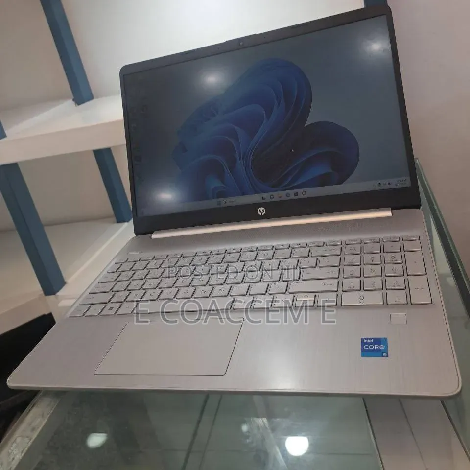 New Laptop HP Stream Notebook 8GB Intel Core i5 SSD 512GB