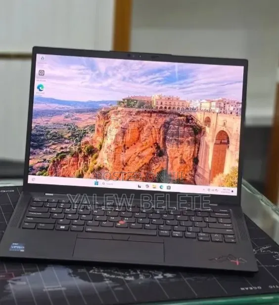 New Laptop Lenovo ThinkPad X1 Carbon 16GB Intel Core i7 SSD 512GB