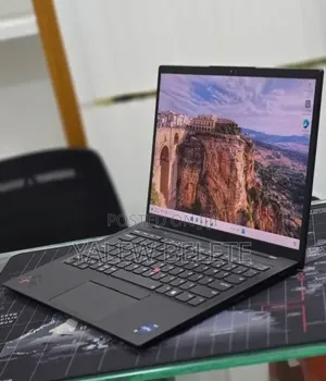 New Laptop Lenovo ThinkPad X1 Carbon 16GB Intel Core i7 SSD 512GB