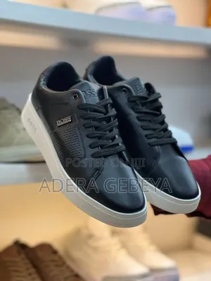 Hugo Boss Original Size:-40-44 delivery Available
