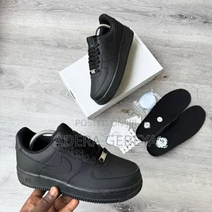 Airforce 1 BLACK Original Size:- 38-45 Delivery Available