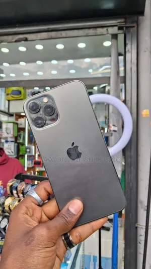 New Apple iPhone 12 Pro Max 256 GB Black