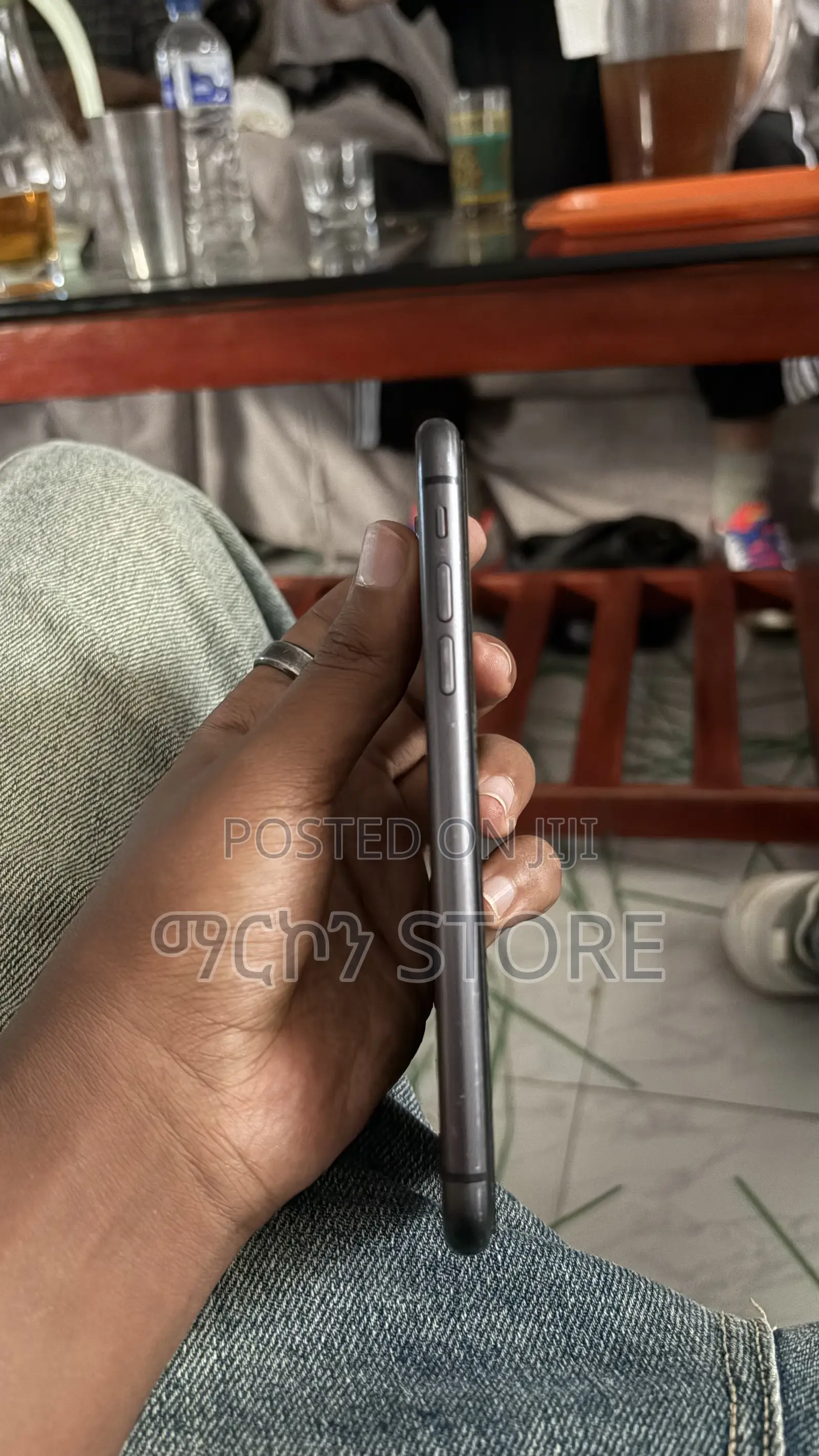 Apple iPhone 11 64 GB Black